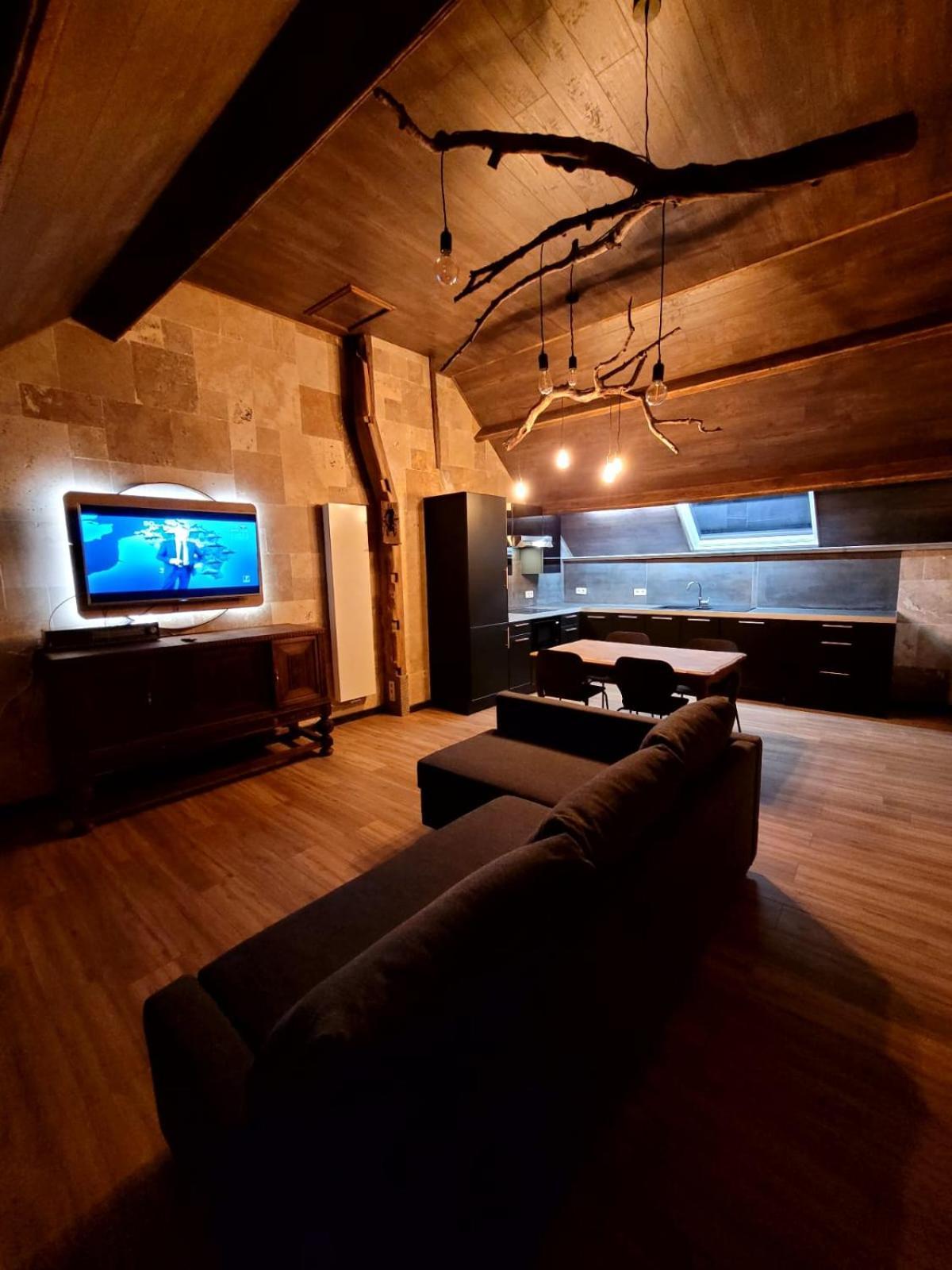 Chez Claude Appartement Cozy Climatise Pour 4 Personnes Tout Confort Ath Eksteriør bilde